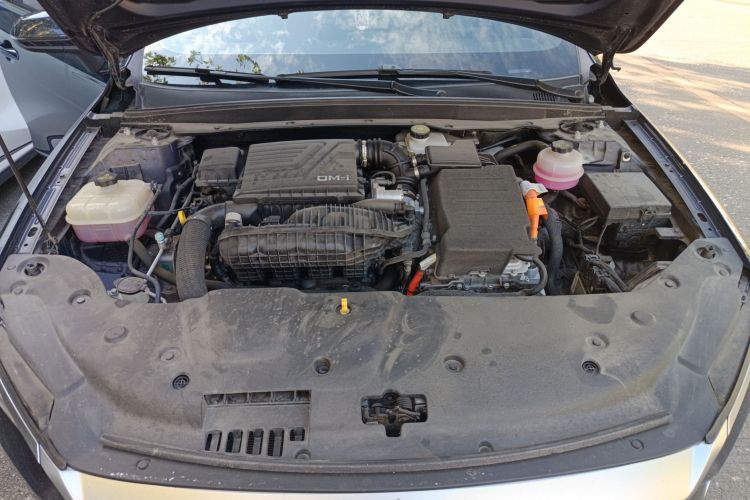 比亚迪 秦PLUS 2023款 冠军版 DM-i 55KM领先型局部细节24