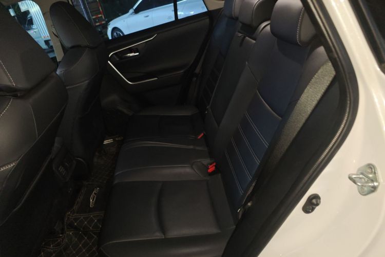 丰田 RAV4荣放 2023款 2.0L CVT两驱风尚Plus版中控内饰21