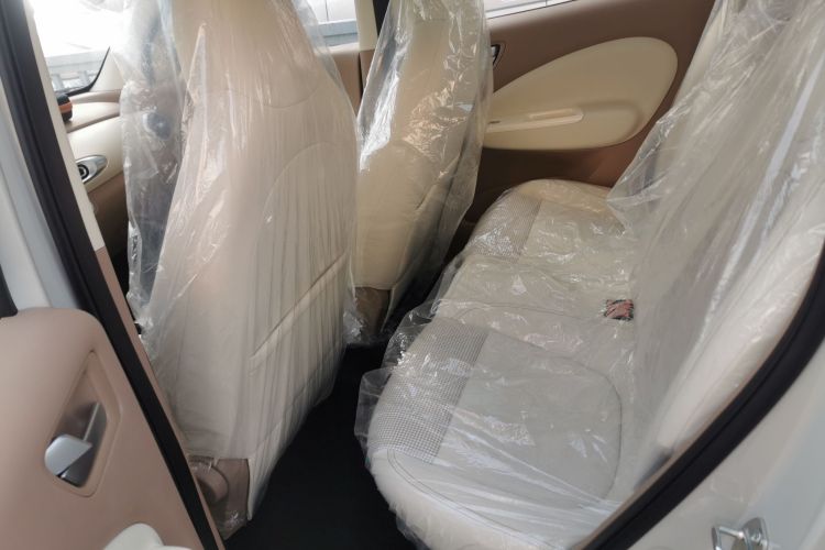 五菱汽车 宏光MINIEV 2025款 四门版 进阶款中控内饰21