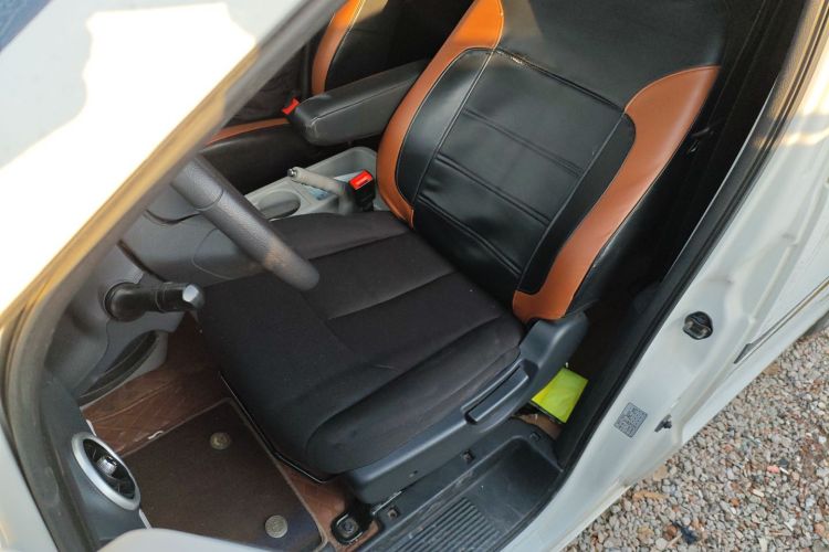 江淮瑞风 瑞风M3 2019款 1.8L 5座速运版中控内饰19