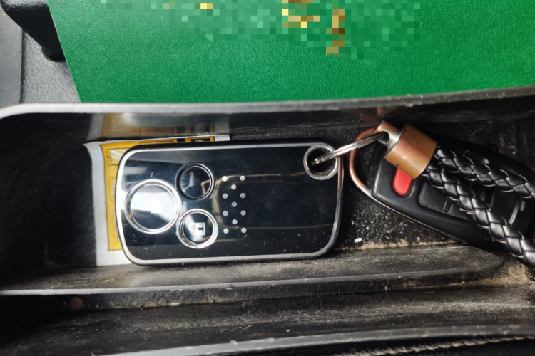 本田CR-V 2013款 2.4L 四驱豪华版中控内饰7001