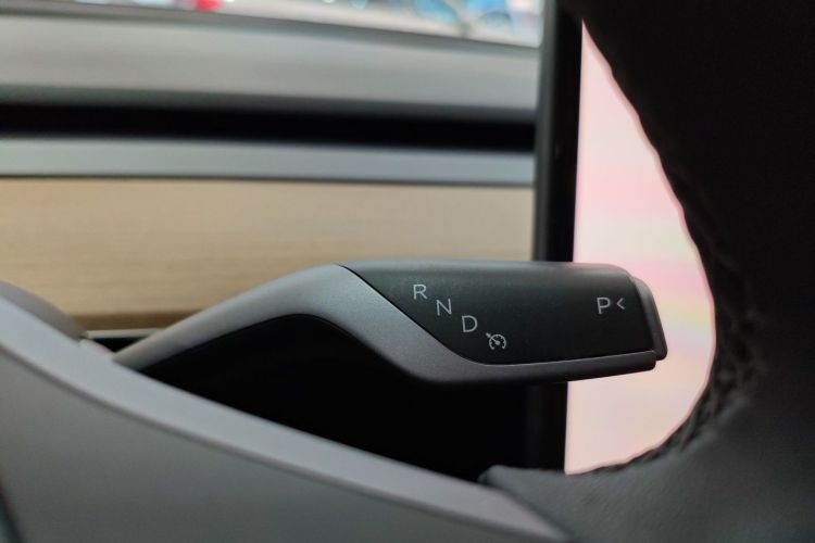 特斯拉 Model 3 2022款 后轮驱动版局部细节18