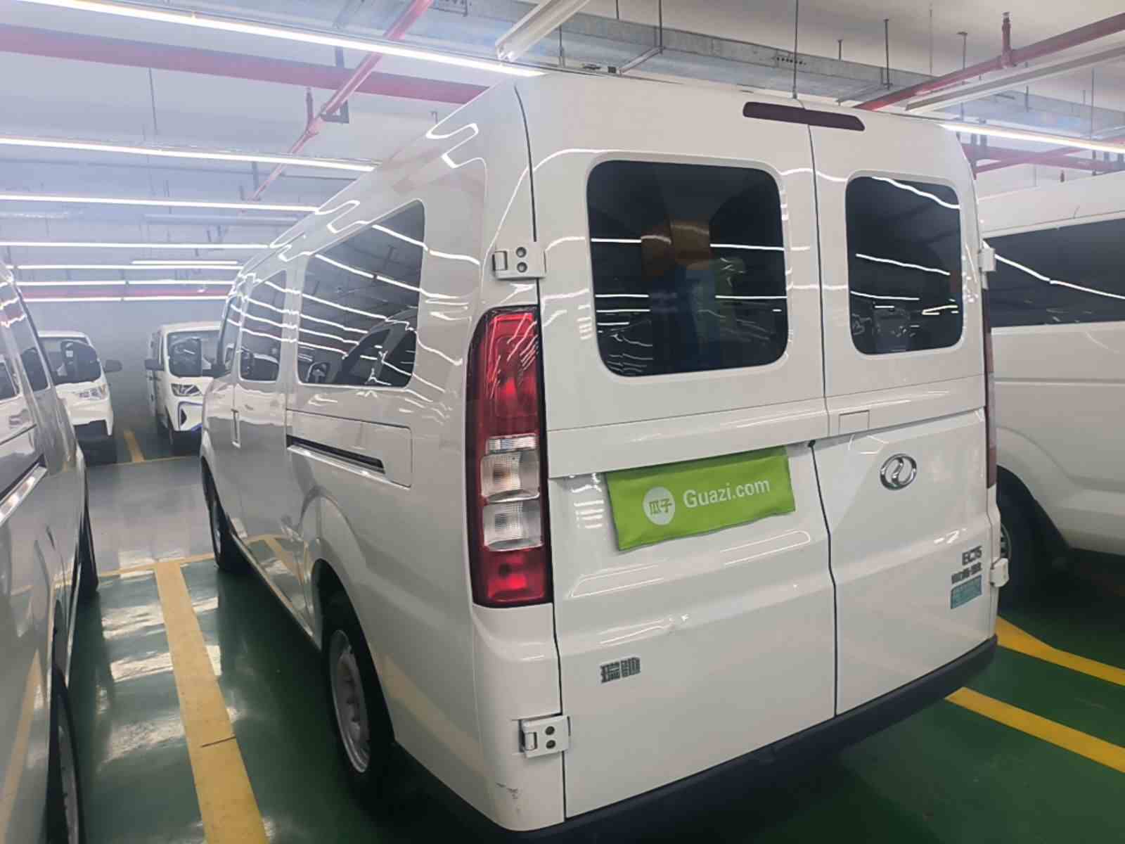 瑞驰汽车 瑞驰新能源EC75 2025款 客运 智行超充版 先锋型Ⅰ 52.16kWh(3)