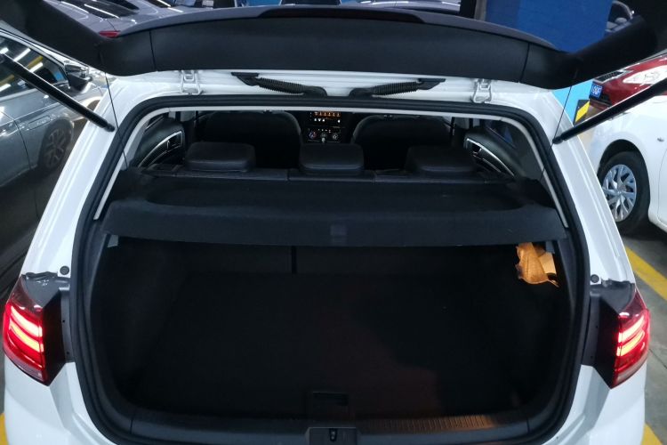 大众 高尔夫 2020款 挚爱版 280TSI DSG舒适型局部细节23