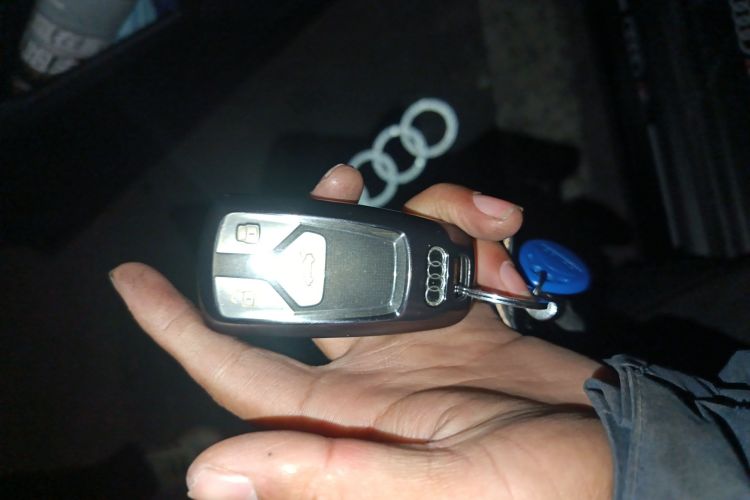 奥迪Q5L 2022款 40T 豪华致雅型中控内饰11