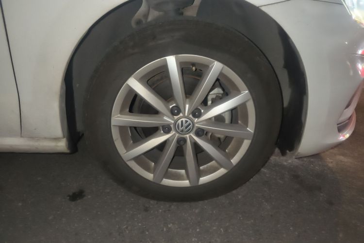 大众 高尔夫·嘉旅 2019款 280TSI 自动好奇型 国V车身外观10