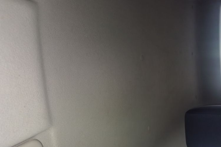 长安欧尚 奔奔E-Star 2022款 国民版 多彩限量款（快充版）三元锂局部细节22