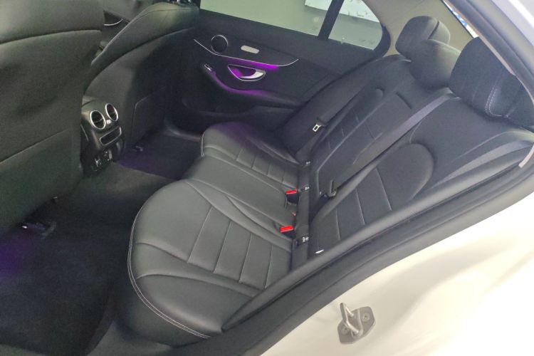 奔驰C级 2021款 C 200 L 时尚型运动版中控内饰21