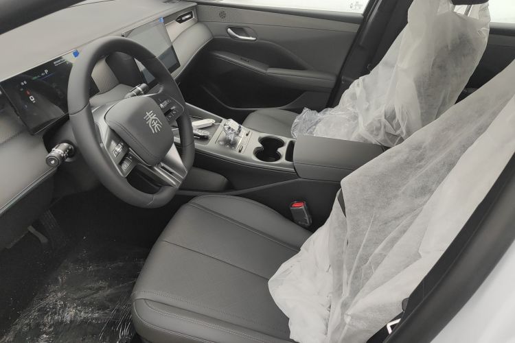 比亚迪 秦PLUS 2025款 DM-i 智驾版 55KM领先型中控内饰19