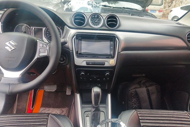 铃木 维特拉 2016款 1.4T 自动两驱豪华型中控内饰16