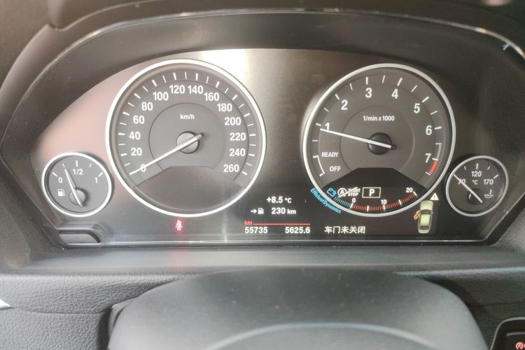 宝马3系 2018款 318Li局部细节14