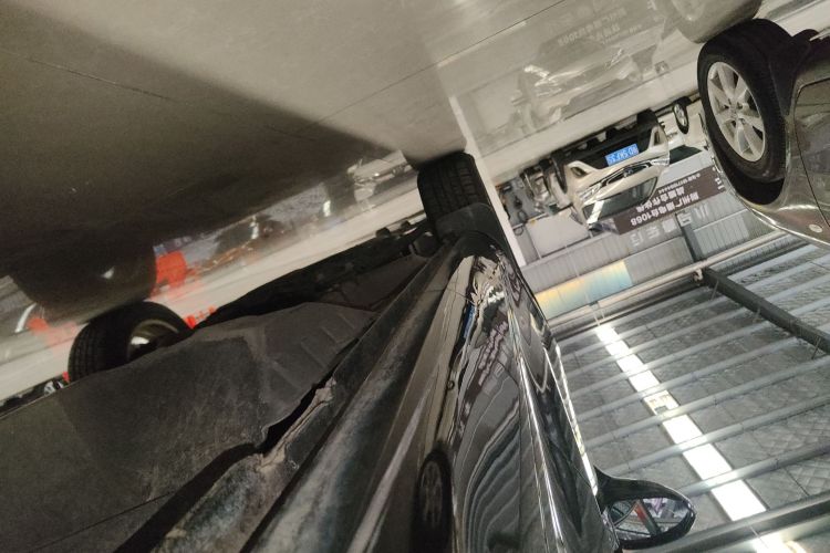 魏牌 VV5 2019款 1.5T 两驱颜先锋局部细节9002