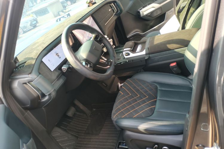 深蓝汽车 深蓝G318 2024款 四驱空悬版中控内饰19