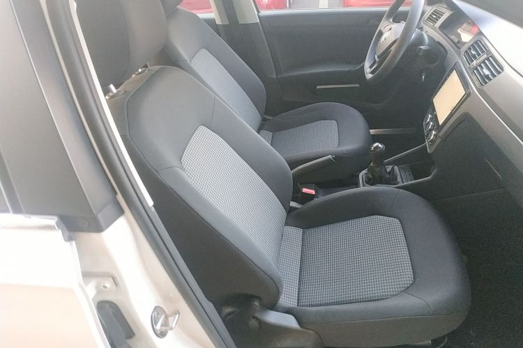 大众 桑塔纳 2018款 1.5L 手动风尚版局部细节41