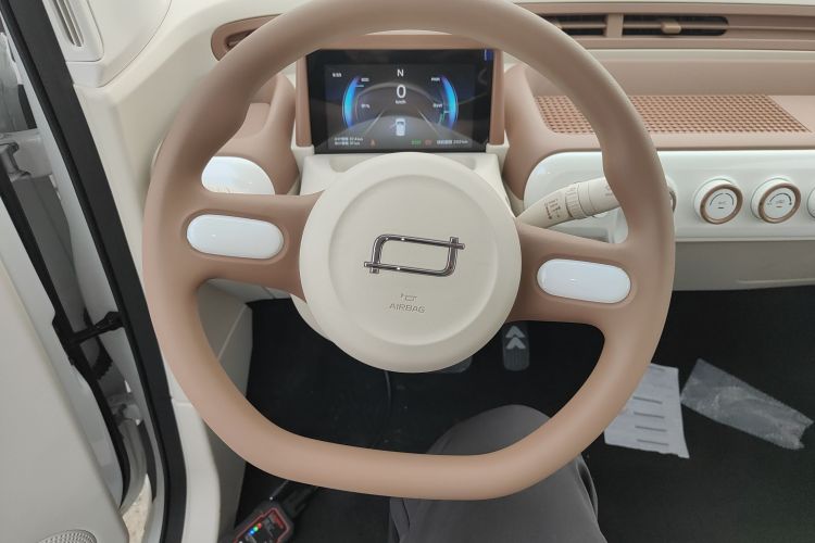 奔腾小马 2026款 222km 萌趣马 Plus中控内饰13