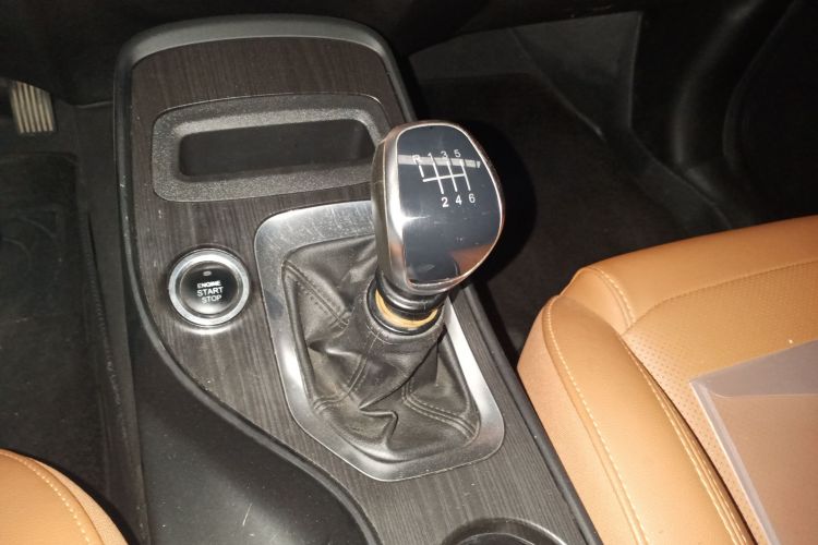 奇瑞 瑞虎7 2016款 1.5T 手动耀目版局部细节18