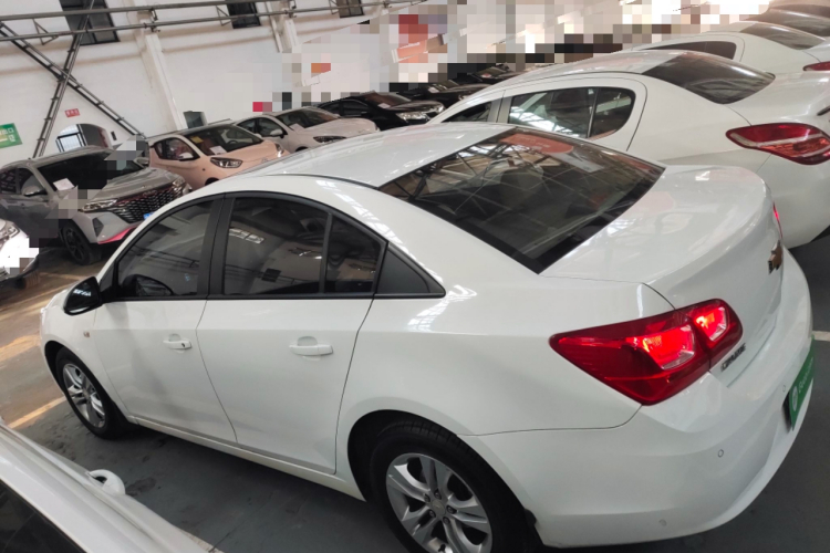 雪佛兰 科鲁兹 2015款 1.5L 经典 SE AT车身外观4