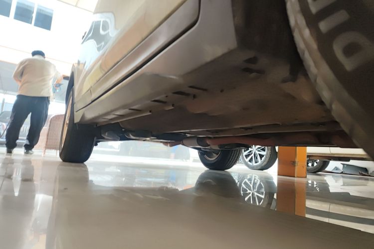 日产 奇骏 2014款 2.5L CVT尊享版 4WD局部细节9001