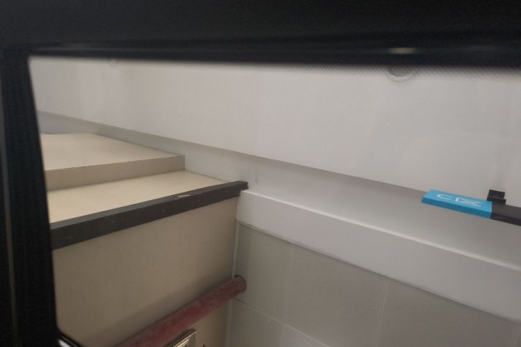 奔驰C级 2016款 C 200 运动版局部细节22