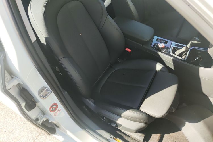 宝马1系 2017款 118i 运动型局部细节41