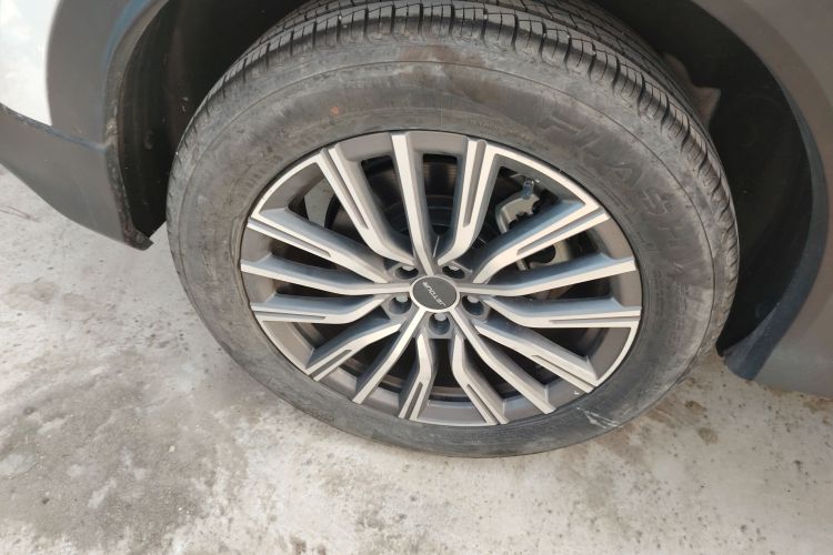 捷途X70 PLUS 2024款 1.6T DCT超享版 5座车身外观6008