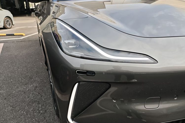 智己汽车 智己LS7 2025款 焕新版 Ultra车身外观6006