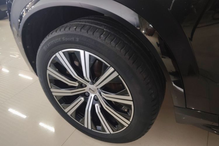 沃尔沃XC90 2020款 T6 智逸豪华版 7座车身外观6007