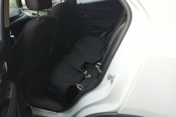 别克 昂科拉 2014款 1.4T 自动两驱都市精英型中控内饰21