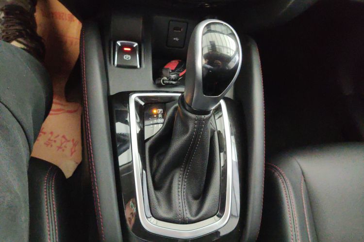 日产 逍客 2022款 2.0L CVT XV智享版中控内饰18