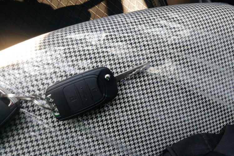 五菱汽车 宏光MINIEV 2024款 第三代 215km 青春版中控内饰7001