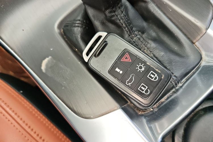 沃尔沃S60 2014款 S60L T5 智驭版中控内饰11