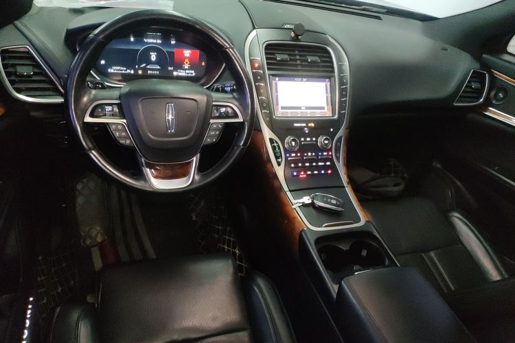 林肯 航海家(进口) 2019款 2.7T 四驱尊耀版 国VI中控内饰7002