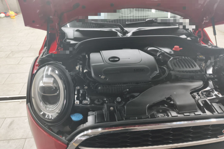 MINI 2019款 2.0T COOPER S 经典派 五门版机舱底盘25