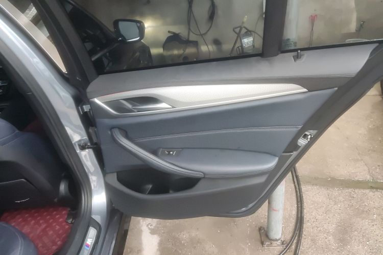 宝马5系(进口) 2019款 525i M运动套装中控内饰7006