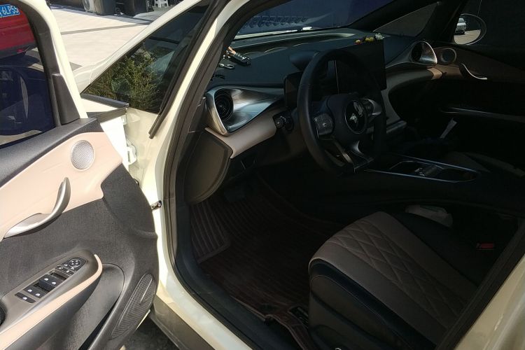 比亚迪 海豚 2021款 405km 时尚版中控内饰7003