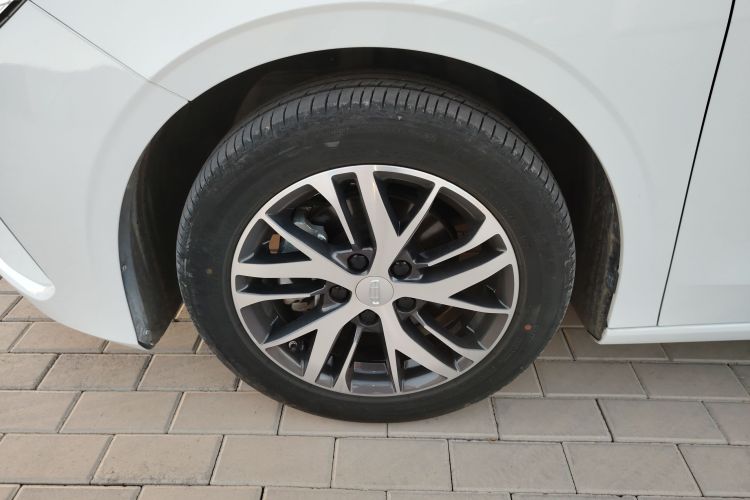 吉利汽车 帝豪 2023款 第4代冠军版 1.5L CVT豪华型车身外观6007