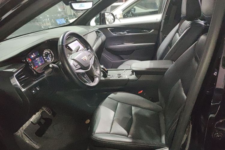 凯迪拉克XT5 2020款 28T 豪华型中控内饰19