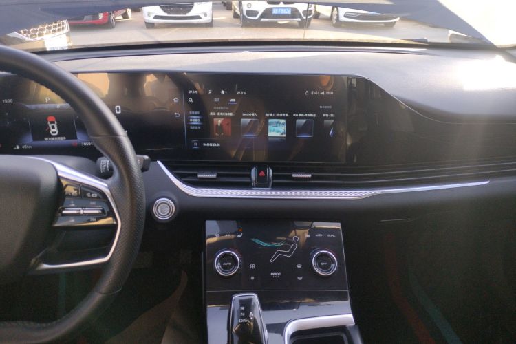 奔腾B70 2021款 1.5T 自动十五周年纪念版中控内饰16