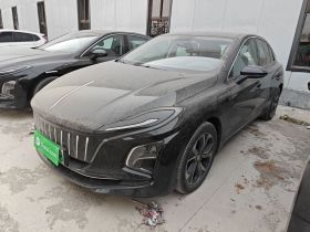 红旗E-QM5 2023款 改款 基础出行版