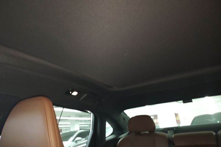 沃尔沃S90 2022款 B5 智远豪华版中控内饰22