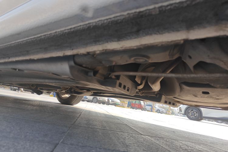 大众 Polo 2011款 1.4L 自动致酷版局部细节9003