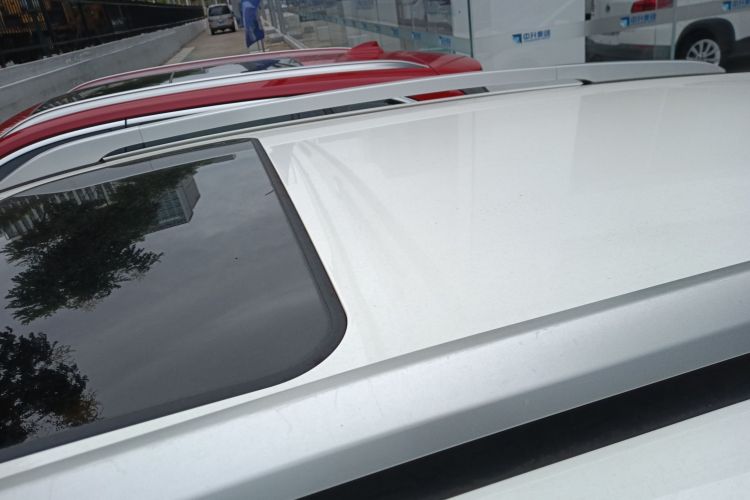 广汽传祺 传祺GS4 2017款 235T 自动两驱精英版局部细节57