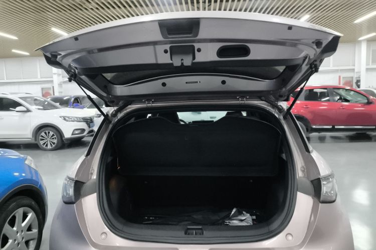 比亚迪 海豚 2023款 420km 时尚版局部细节23