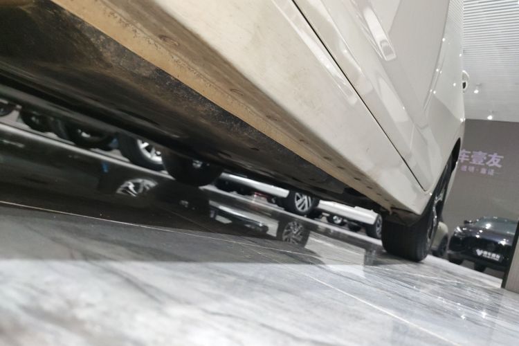 日产 轩逸 2021款 1.6L XL CVT悦享版局部细节9002