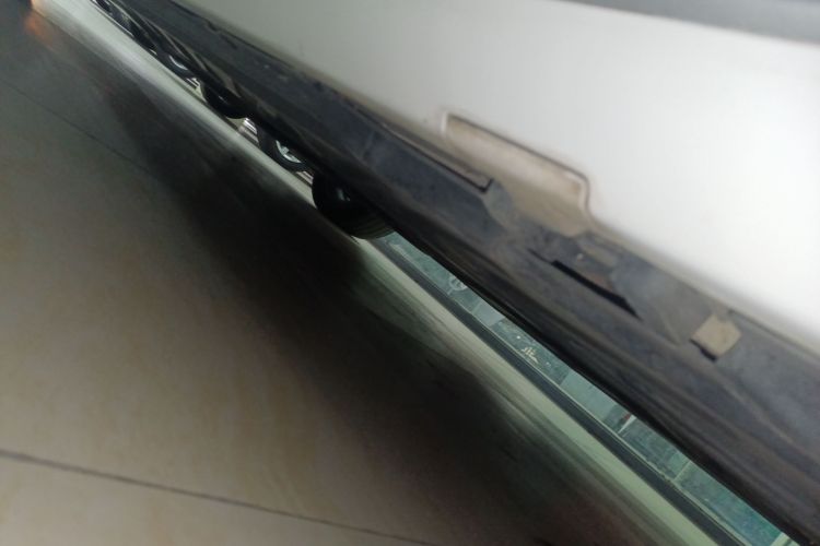 奔驰C级 2021款 C 260 L 运动版局部细节9002