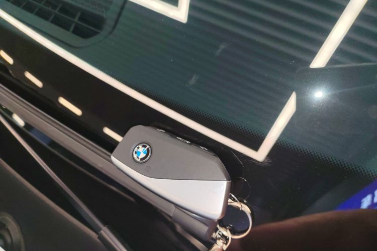 宝马X1 2024款 sDrive25Li X设计套装中控内饰11