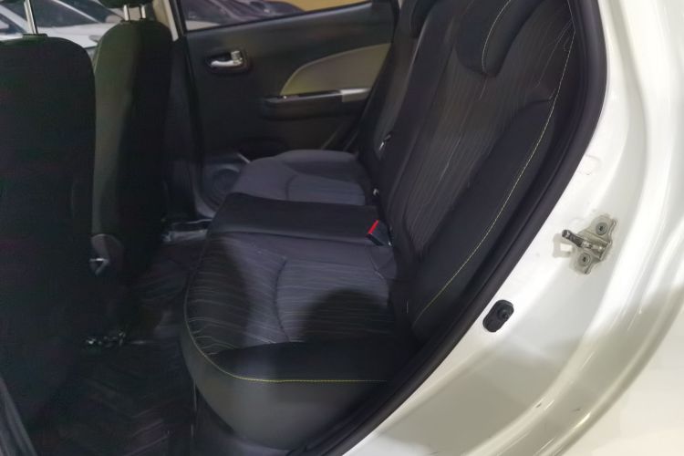 长安欧尚 奔奔E-Star 2021款 国民版 心悦版 磷酸铁锂（31.18kWh）中控内饰21