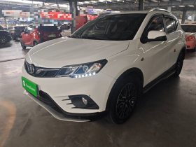 东南DX3 2016款 1.5T CVT旗舰型