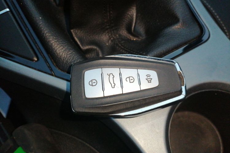 吉利汽车 帝豪 2021款 UP 1.5L 手动舒适型中控内饰11