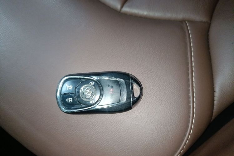 别克 昂科威 2018款 28T 四驱精英型中控内饰11